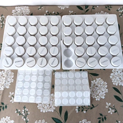 Clinique Empty Plastic Makeup Sample Container Lot Of 48 Brand New - Image 1 of 4