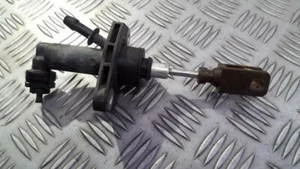 2381079J01 23810-79J01 Master clutch cylinder for Suzuki SX4 UK399043-91 - Picture 1 of 4
