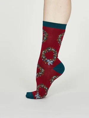 THOUGHT (BRAINTREE) THOUGHT BAMBOO LADIES SOCKS - SPW571 ADELLA CHRISTMAS WREATH - 4 COLOURS - BNWT