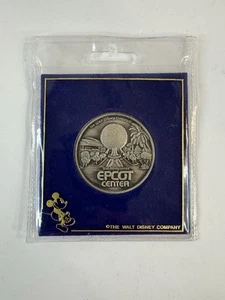 VINTAGE 1982 Walt DISNEY World EPCOT CENTER PEWTER COIN MEDALLION IN Case - Picture 1 of 2