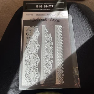Delicate Lace Edgelits Dies - Picture 1 of 1