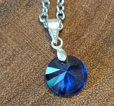 COLLANA DONNA PENDENTE BLU ZAFFIRO (IMITAZIONE)  CATENINA COLORE  ARGENTO   (B5) - Immagine 1 di 3