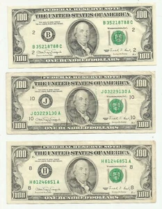 Lot of 2 Series 1990 $100 Notes from New York and St. Louis LOT 63 - Picture 1 of 2