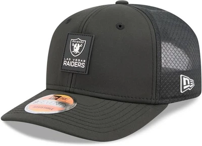 Las Vegas Raiders NFL Seitenlinie 2025 New Era 9Seventy Trucker Stretch Snap Cap - Bild 1 von 4