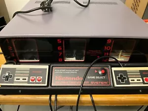 Nintendo M82 Kiosk Nes - Imagen 1 de 7