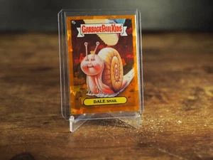 2021 Topps Garbage Pail Kids Sapphire Dale Snail Orange Refractor 25/25 #145a - Picture 1 of 3
