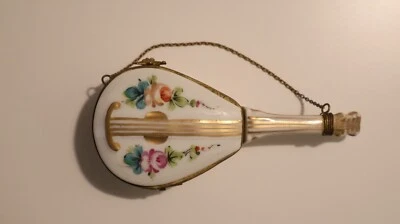 Ancien Pilulier en porcelaine forme mandoline luth début du XXe siècle France - Photo 1/4