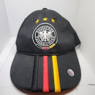 NUEVO CON ETIQUETAS De colección Alemania 2006 Copa Mundial Adidas Talla Juvenil Sombrero Deutschland Fútbol Foto 1 de 4