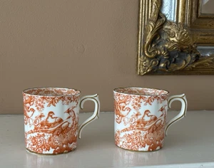Royal Crown Derby Red Aves Paar flache Demitasse Tassen - Bild 1 von 4
