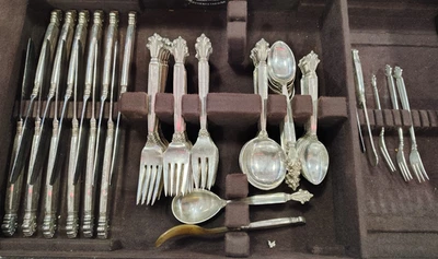 Juego de cubiertos de plata esterlina Georg Jensen Acanthus Service para 12 en total 91 piezas Foto 1 de 4