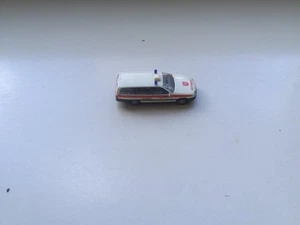 Herpa H0 Opel Omega GLS Notarzt 2340 MHD Malteser Hilfsdienst 1:87 - Bild 1 von 4