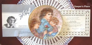 Edna Hibel DÍA DE LA MADRE 1990 Plato Elizabeth Jordan Janie Certificado de Autenticidad Folleto Caja Nuevo - Imagen 1 de 9