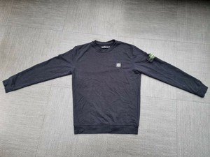 black stone island jumper