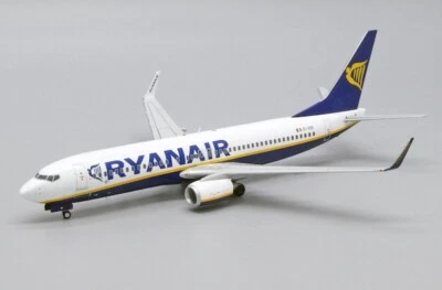JC Wings XX2492 1:200 Boeing 737-800 Ryanair EI-EBI Diecast Model