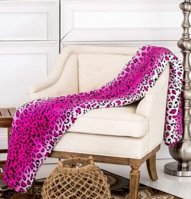New Soft Warm Throw Pink Leopard Printed Flannel Fleece Blanket Bedding - Image 1 of 4