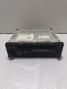 2002-2007 Mitsubishi Lancer Radio Receiver AM FM Stereo CD Player OEM MN554068 - Bild 1 von 8