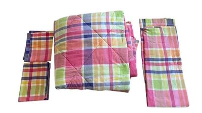 Edredón de colección Springs Queen, sábana plana y 2 fundas de almohada STD a cuadros pasteles Foto 1 de 2