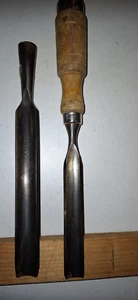 LOT DE 2 GOUGES  ESTAMPILLEES - Picture 1 of 2