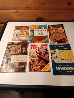 Vintage Recipe Books Lot Of 6 See Description For Details - Image 1 of 4