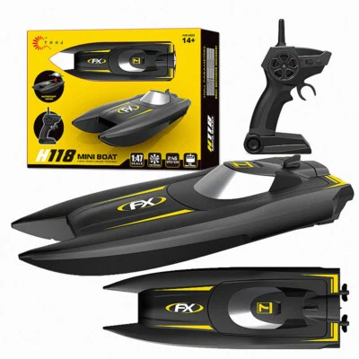 H118 2.4GHz Remote Control Boat Dual Motor High Speed Racing Boat Electric Toy - Image 1 of 4