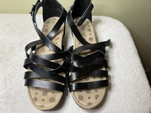 Axxiom Naomi Sandals Womens 9.5 Black Strappy Wedge Hook & Loop - Picture 1 of 11