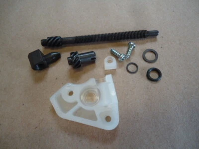 Tensor ajustador de cadena para Husqvarna 537044102 365 372xp 385 570 575xp 576 Foto 1 de 3