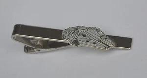 Star Wars Millenium Falcon Quality Enamel Tie-pin - Picture 1 of 1