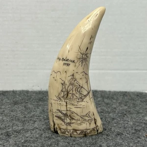 Vintage Faux Scrimshaw Harz Wal Zahn Schiff Beatrice 1797 Glück für Frauen - Bild 1 von 17