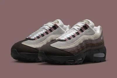 Nike Air Max 95 OG Big Bubble Velvet Brown IB6396-200 Womens New - Image 1 of 4