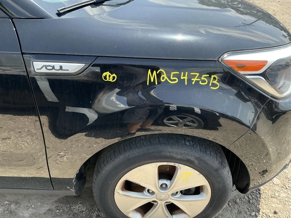 Passenger Right Fender Shadow Black 9H Fits 14-19 SOUL 845285 - Image 1 of 4