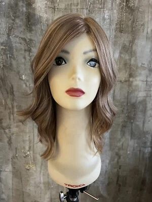 100% EUROPEAN PROCESSED HUMAN HAIR 17'' BLOND - Image 1 of 4