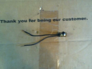 1 Of Servalite Part # 5600EU On-Off Push Button Vacuum Switch  125V 8 AMP - Picture 1 of 2