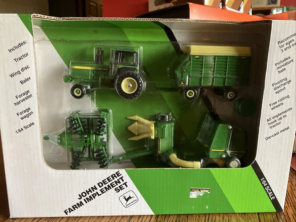 John Deere Farm Implement Set 1/64 Scale Sealed Box 1991 - Image 1 of 1