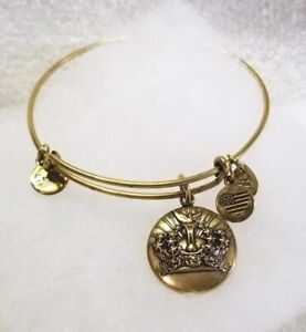 Alex & Ani Queens Crown 👑 Charm Expandable Bangle Bracelet Gold ❤