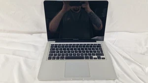 MacBook Pro 13" mid 2009 A1278 Spares or repair. No HDD No RAM - Zdjęcie 1 z 7