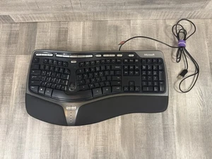 microsoft natural ergonomic keyboard Wired 4000 V1.0 USB Plug In 4018 Stand - Picture 1 of 10