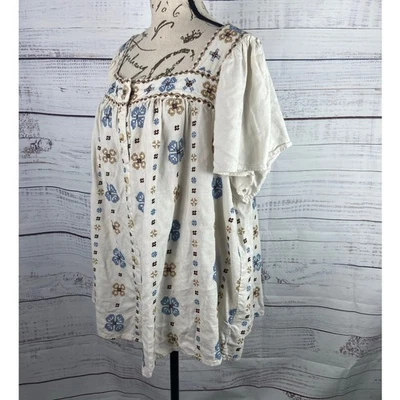 Torrid 3 Top Womens 3X Embroidered Square Neck Short Flutter Sleeves Linen Blend - Image 1 of 4