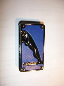 Feuerzeug Sturmfeuerzeug Motiv Jaguar E-Typ neu Dunkelblau / Antrazit 3D - Bild 1 von 3