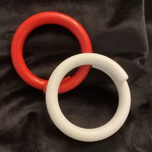 VTG Judith Hendler Bracelet Lot Red White Bypass Bangle 1980s Lucite Acrylic EUC - Picture 1 of 6