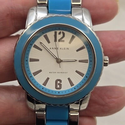 Anne Klein 女士双色不锈钢表带手表 AK1195 白色脸部 Silv — 第 1/4 张图片