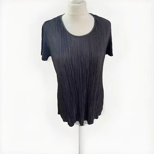 Ladies Size UK18 Blouse Black Pleated Short Sleeved Round Neck Silky - Picture 1 of 3
