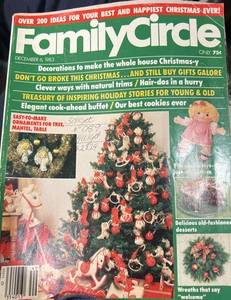 Vtg. Family Circle Magazine, December 6, 1983 Christmas Issue Great Ads - Picture 1 of 12