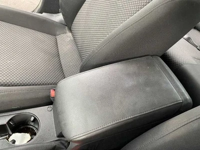 Consola piso delantero compatible con 12-18 JETTA 636166 Foto 1 de 4