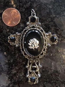 Vintage Cross Pendant Victorian Goth Steampunk Cameo Style Black Halloween WOW! - Picture 1 of 2