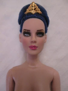 Intriguing Precarious Nude Tonner Doll 300 Ltd Suzette Antoinette Body Blue Hair - Picture 1 of 12