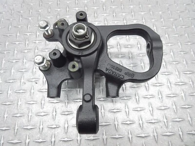 2008 Can-Am Spyder GS 990 передний левый поворотный кулак шпиндель кронштейн ступица OEM - Изображение 1 из 4