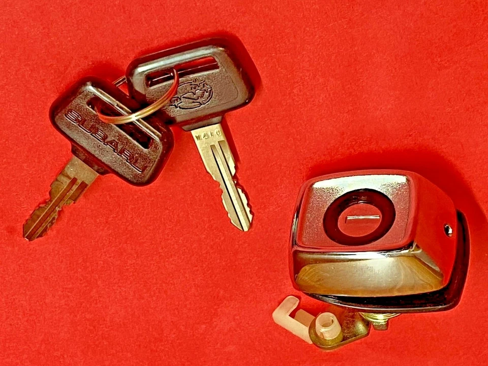 Nuevo bloqueo de maletero OEM Subaru TL-155 para Subaru DL, GL, estándar, GL 1980/1984 Foto 1 de 3