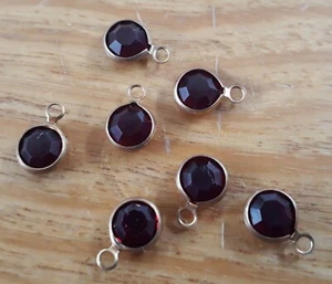 6 Swarovski single loop gold plated connectors round deep red crystal 7mm - Picture 1 of 3