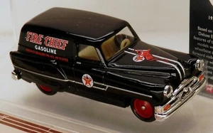 Corgi 1953 Pontiac panel furgoneta Texaco jefe de bomberos aproximadamente 3,5" de largo con pantalla de acrílico - Imagen 1 de 2
