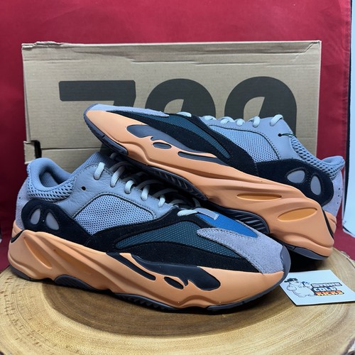 Adidas Yeezy 700 Wash Orange taglia Mismatch 11 11.5 GW0296 350 450 270 schiuma